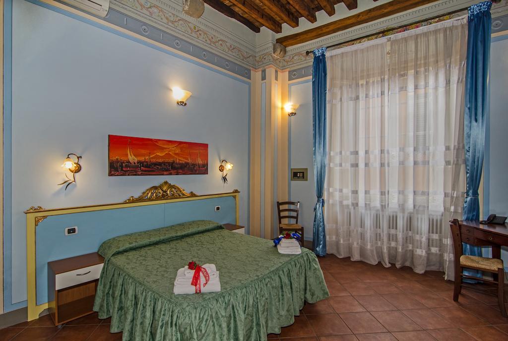 Antica Residenza Del Gallo 루카 객실 사진